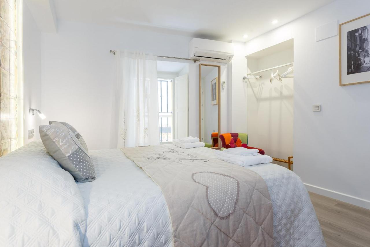 Apartamentos Loto Y Liz By Cadiz4Rentals Екстер'єр фото